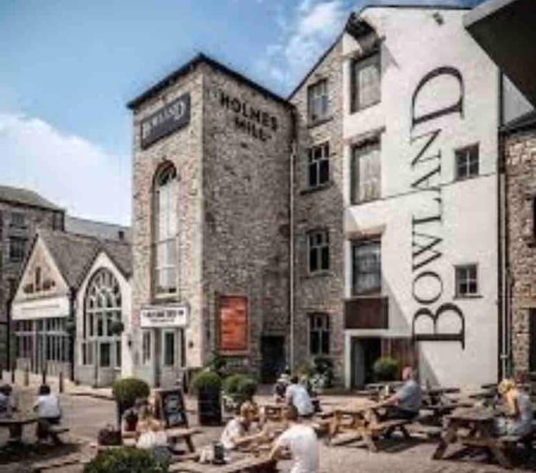 Clitheroe Town Centre Modern 2 Bed Apartment Buitenkant foto