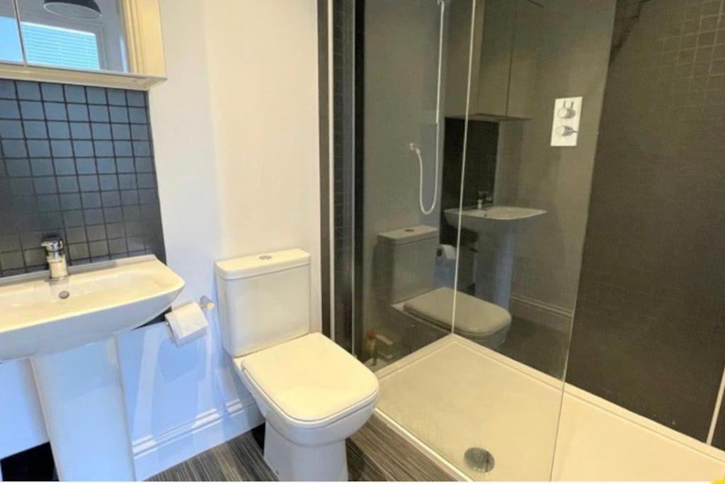 Clitheroe Town Centre Modern 2 Bed Apartment Buitenkant foto